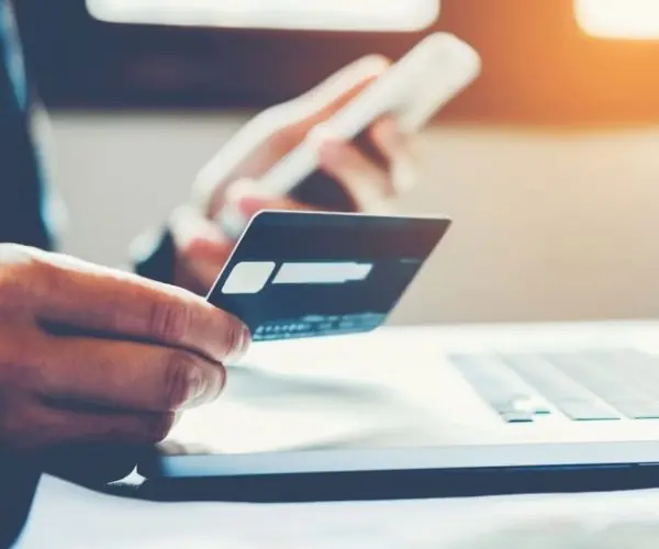 Cartões De Crédito com Aprovação na hora - Veja 5 opções online!