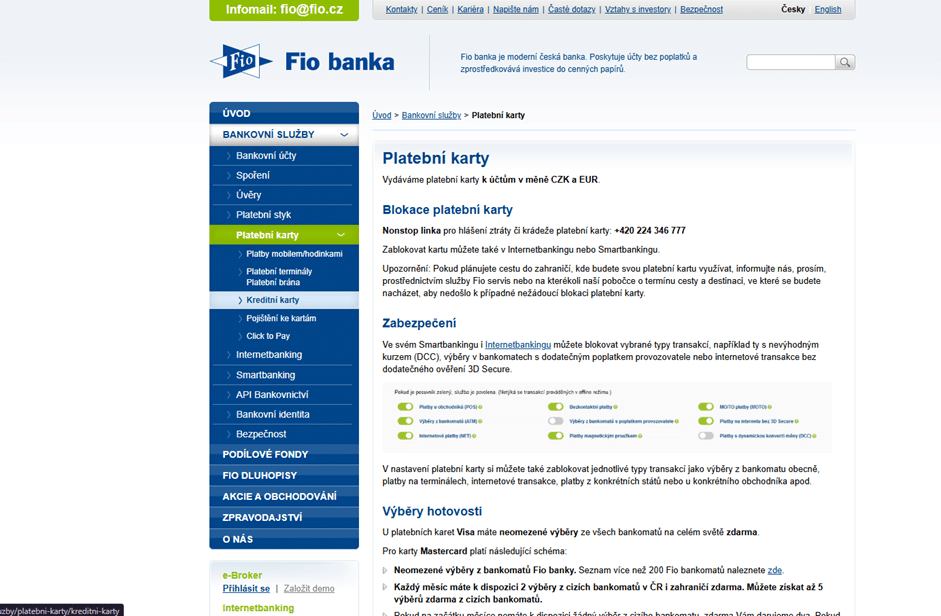 Snímek obrazovky webu Fio banky s navigací v menu: Bankovní služby > Platební karty > Kreditní karty.